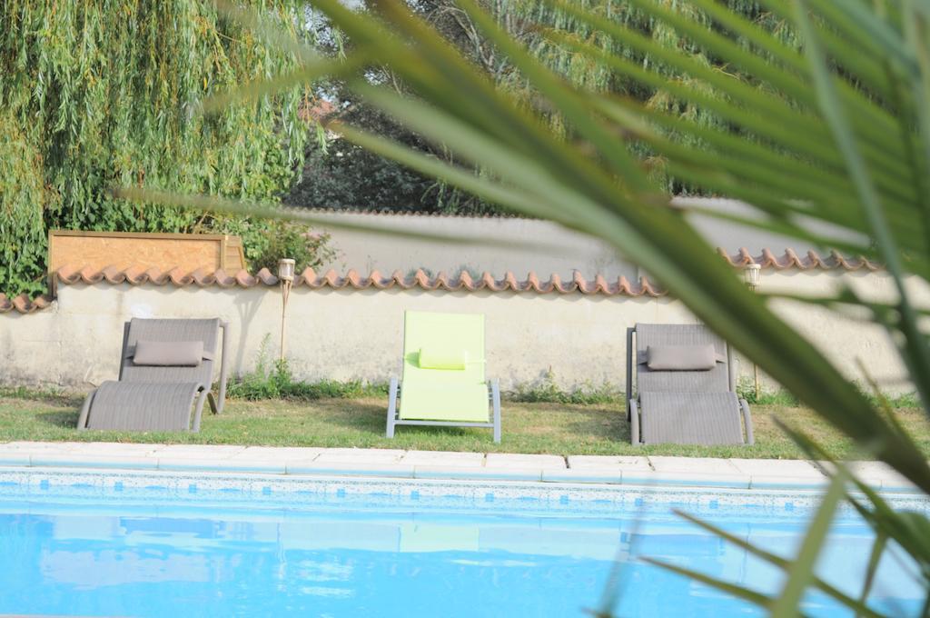 Chambres D'Hotes La Grange Au Bois Champagne-et-Fontaine Oda fotoğraf