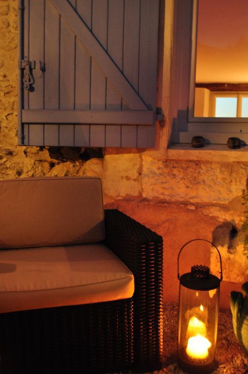Chambres D'Hotes La Grange Au Bois Champagne-et-Fontaine Dış mekan fotoğraf